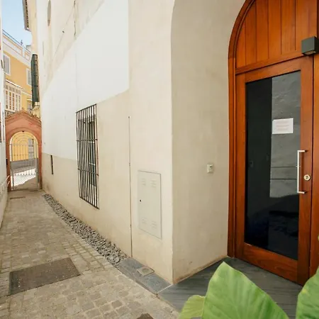 Attic With Terrace- 1bd 1bth- Corral Del Rey アパート *