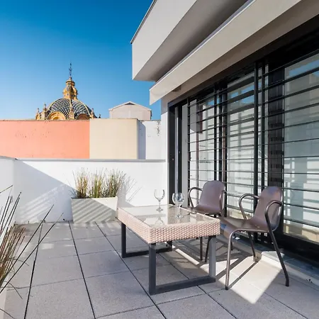 Attic With Terrace- 1bd 1bth- Corral Del Rey * セビリア