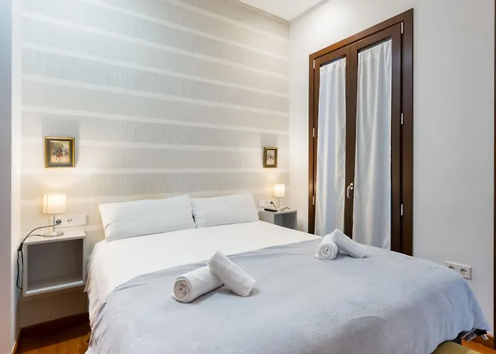 Apartment Attic With Privace Terrace By The Cathedral *
