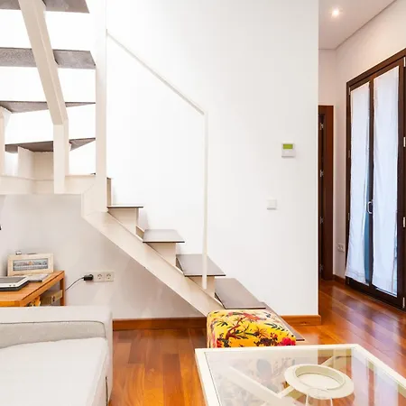 Attic With Terrace- 1bd 1bth- Corral Del Rey Apartament Sewilla